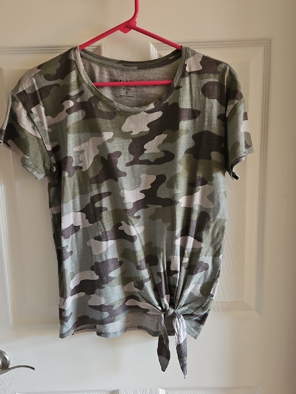 Lucky Brand Olive & Tan Camo Tie-Front Short Sleeve Tee